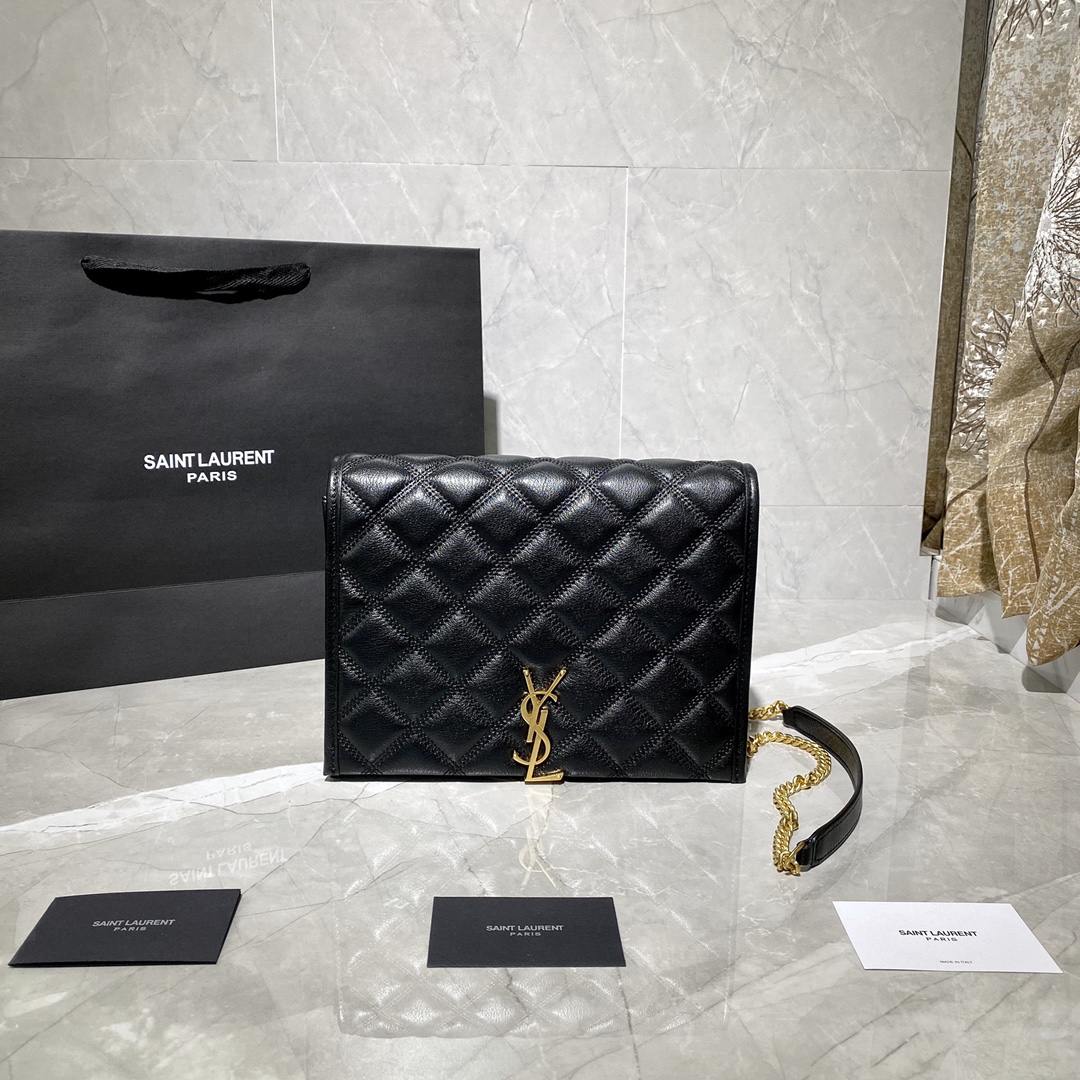 Y51 becky mini chain bag in carrÉ-quilted lambskin black 6507691 25 x 17 x 7 cm
