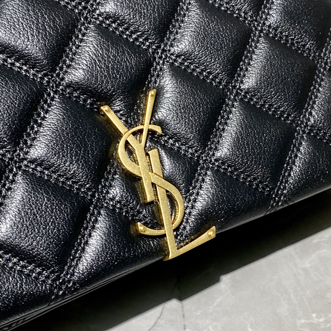 Y51 becky mini chain bag in carrÉ-quilted lambskin black 6507691 25 x 17 x 7 cm