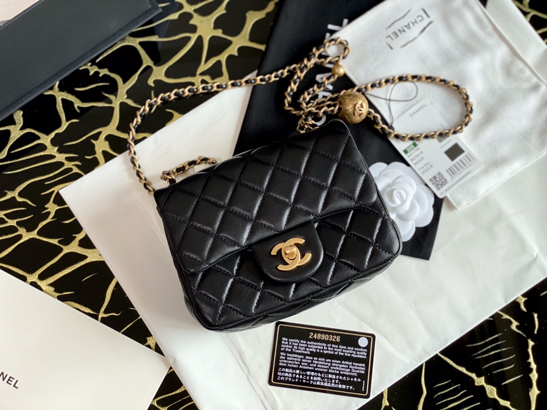 Ch**el small charm strap flap bag lambskin black as1786 13 x 18 x 7 cm