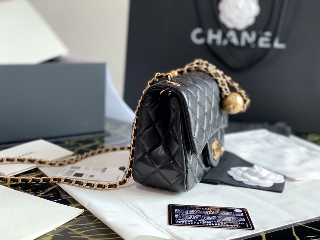 Ch**el small charm strap flap bag lambskin black as1786 13 x 18 x 7 cm