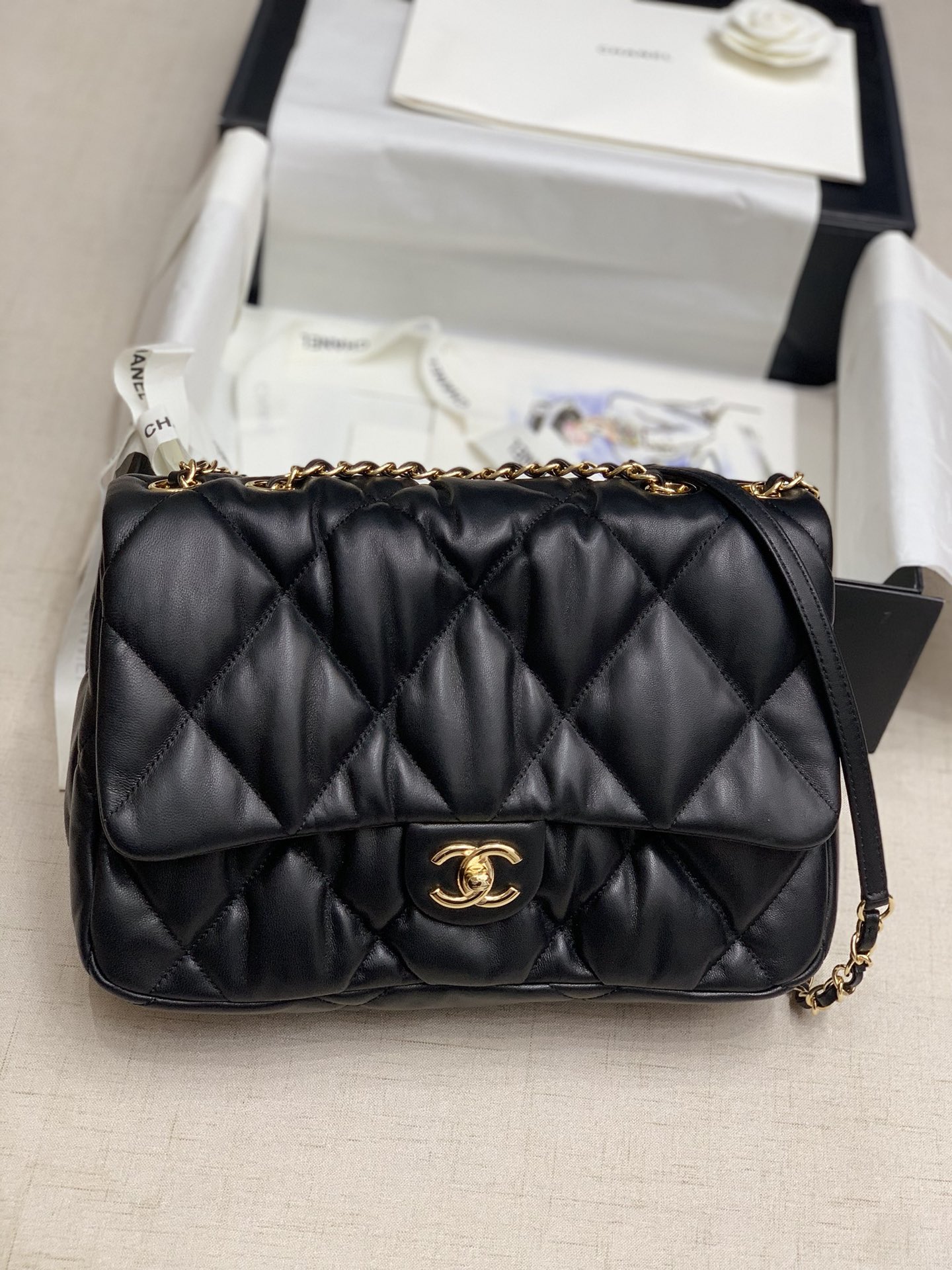 Ch**el large calfskin bubbly flap bag black as2234 29.5 x 20 x 12.5 cm