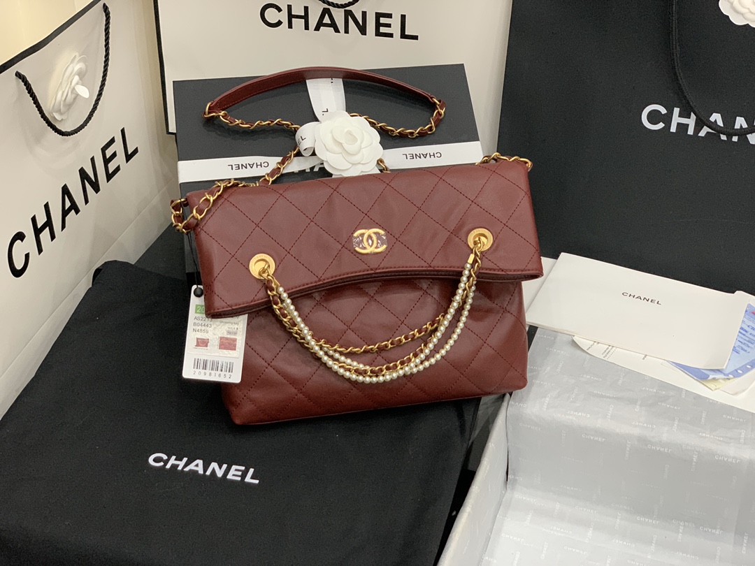 Ch**el calfskin crystal pearls shopping bag red as2213 34 x 25 x 5 cm