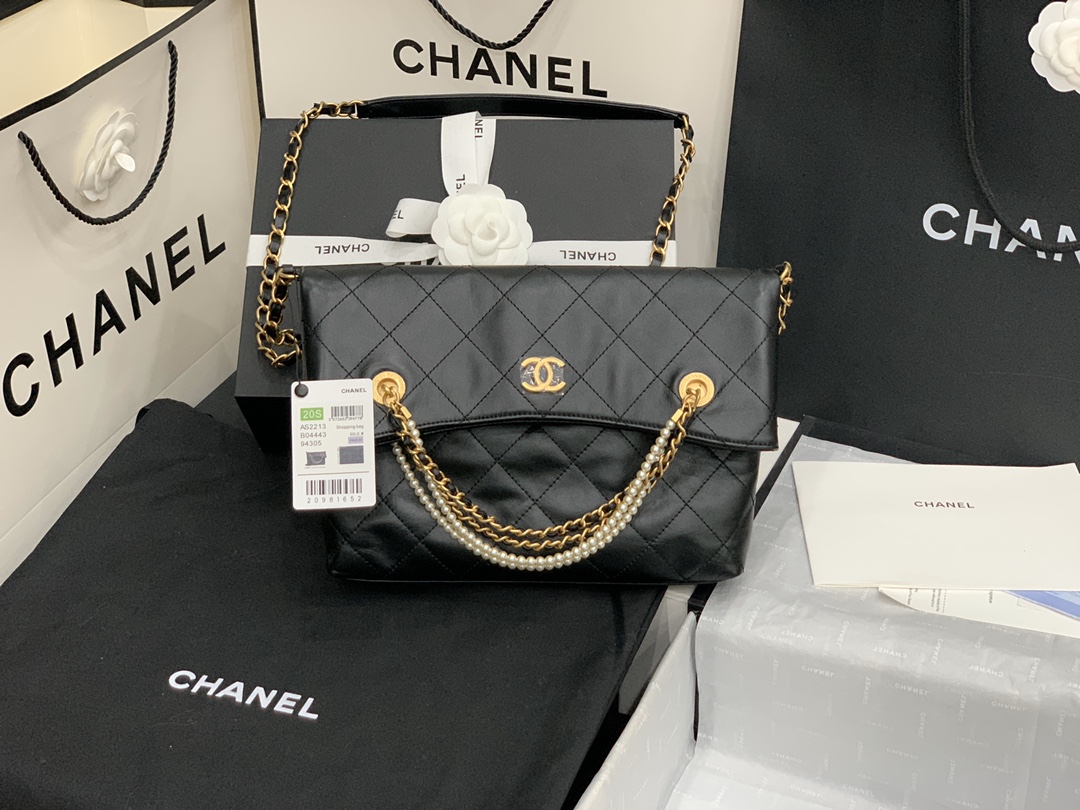 Ch**el calfskin crystal pearls shopping bag black as2213 34 x 25 x 5 cm