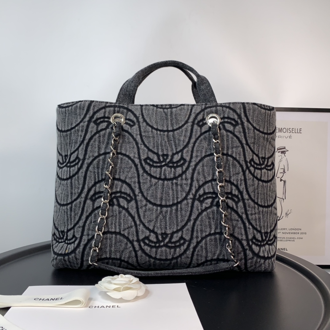 Ch**el washed denim cc wave shopping bag black 2021 30 cm