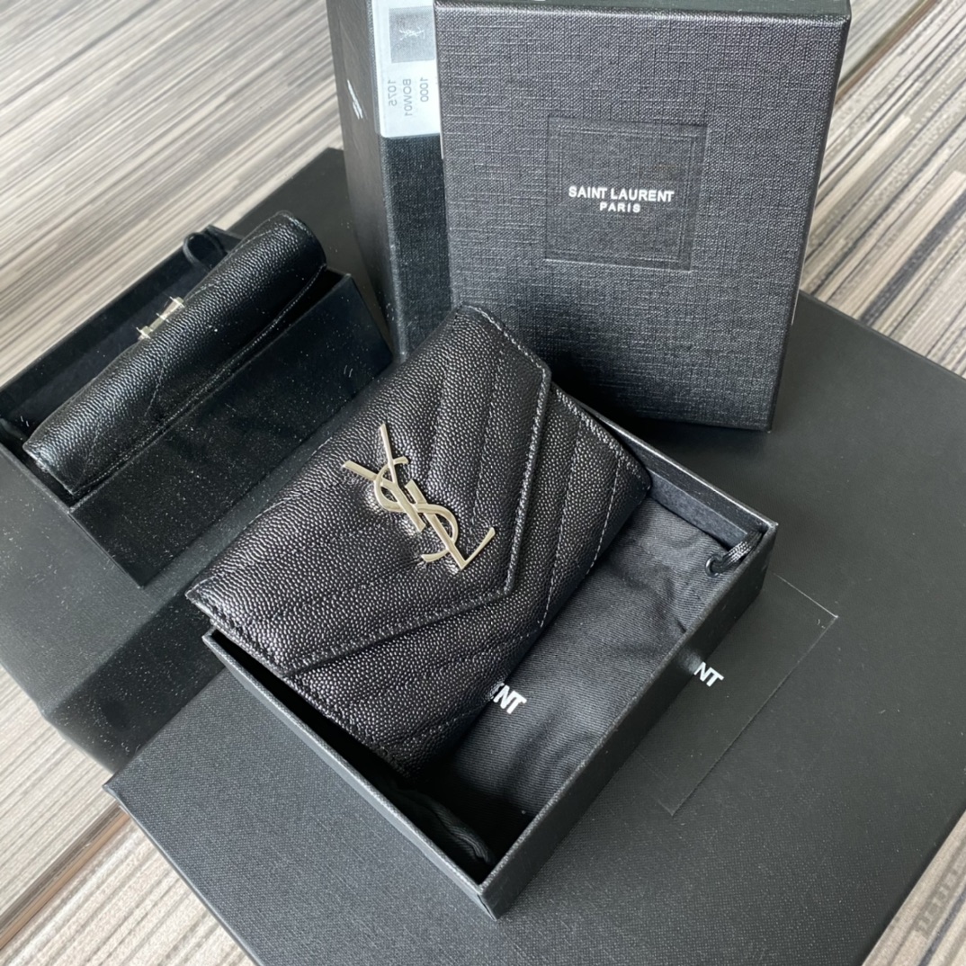 Y51 small monogram envelope wallet in grain de poudre embossed leather silver metal 414404 13.5 x 9.5 x 3 cm