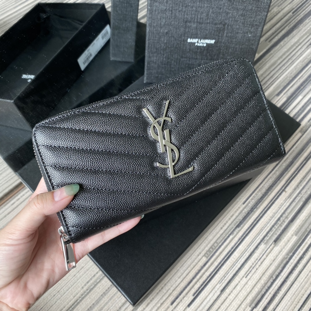 Y51 monogram zip around wallet in grain de poudre embossed leather silver metal 358094 19 x 9 cm