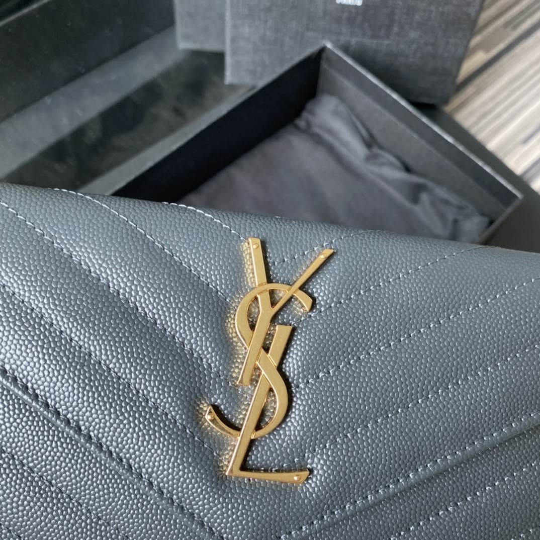 Y51 large monogram flap wallet in grain de poudre embossed leather blue 372264 19 x 11 cm