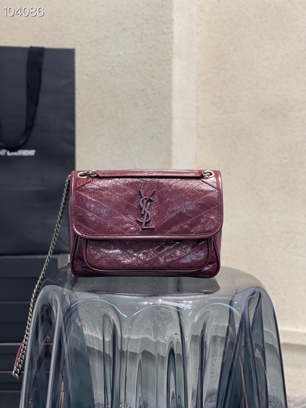 Y51 niki medium crinkled vintage leather burgundy 4988940 28 x 20 x 8 cm