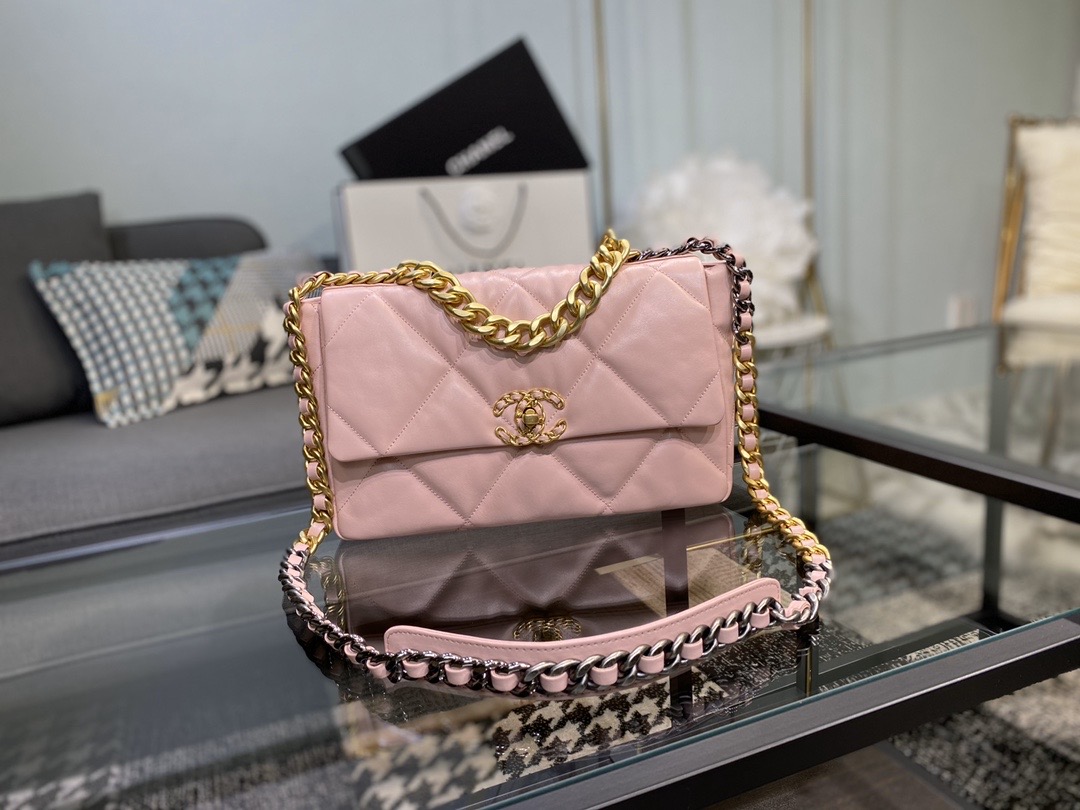 Ch**el large 19 handbag lambskin pink as1161 30cm
