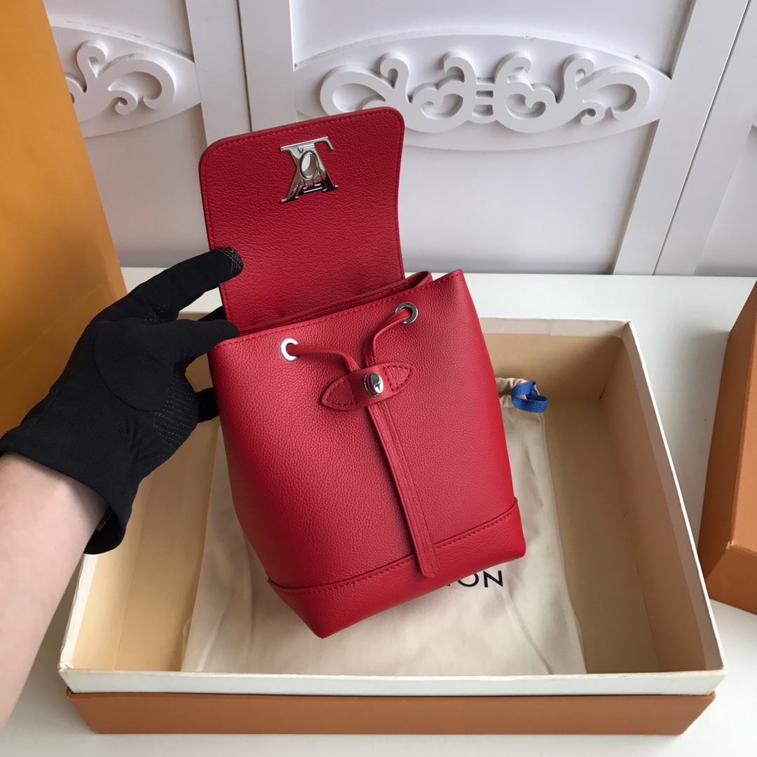 l0vis Vvtt0n mini lockme backpack calfskin leather red m54573 16 x 19.4 x 10 cm