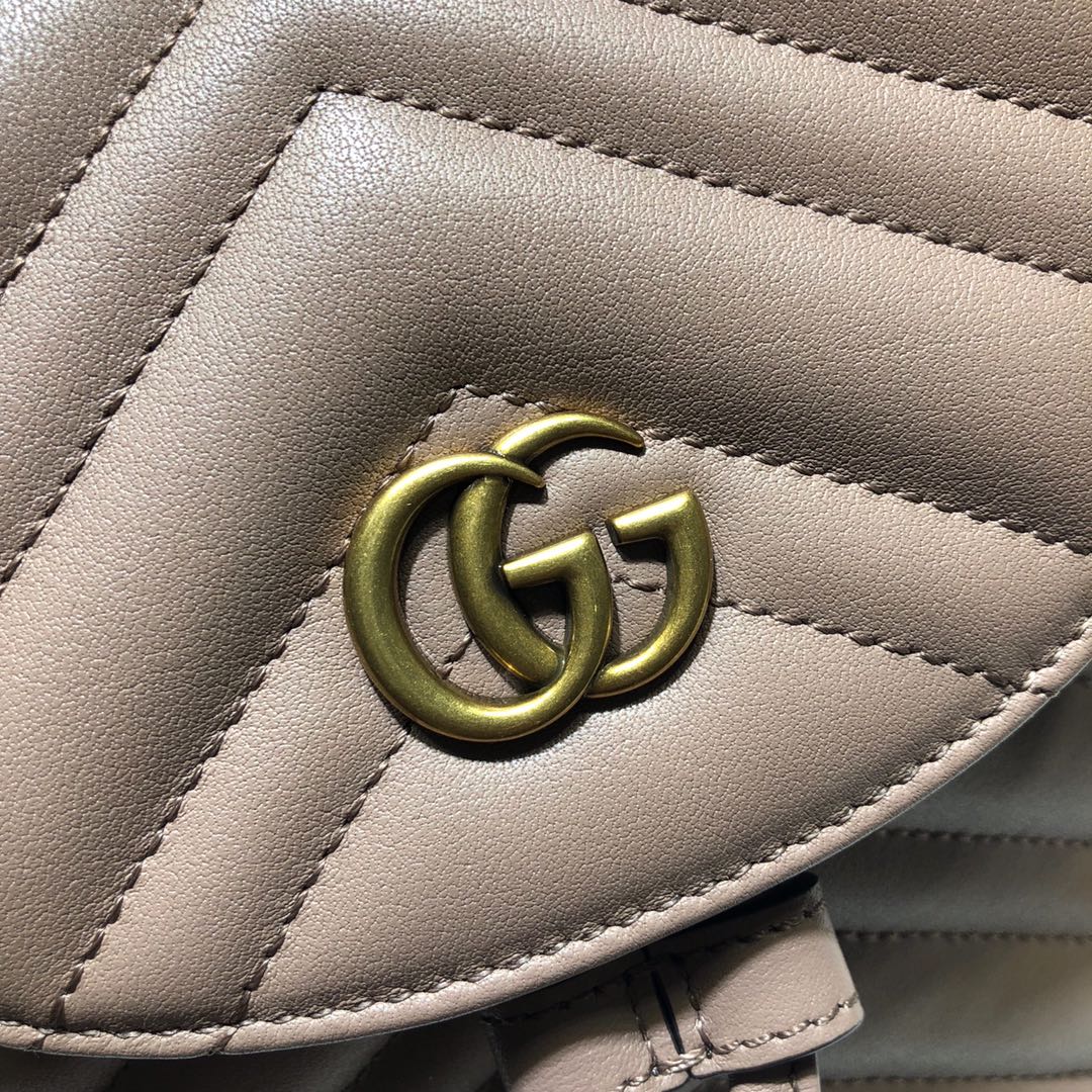 Gvc*1 gg marmont matelassé backpack beige 528129 19 x 18.5 x 10 cm