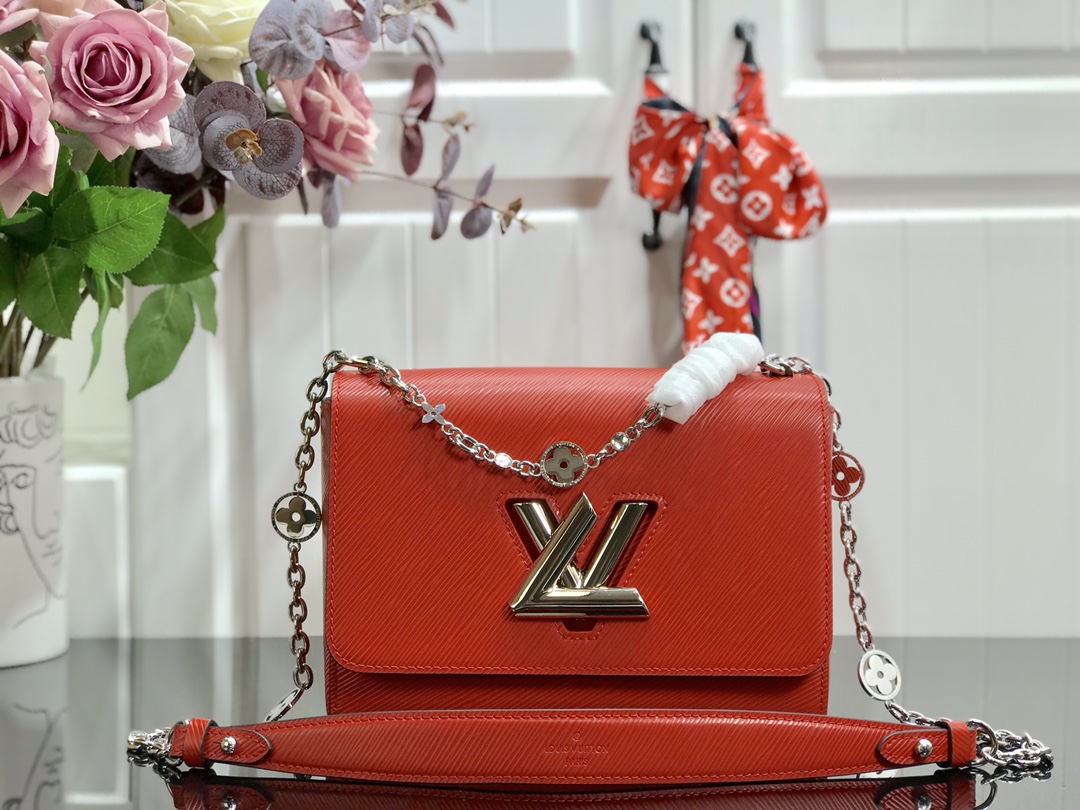 l0vis Vvtt0n twist mm epi cowhide leather red m55411 23 x 17 x 9.5 cm