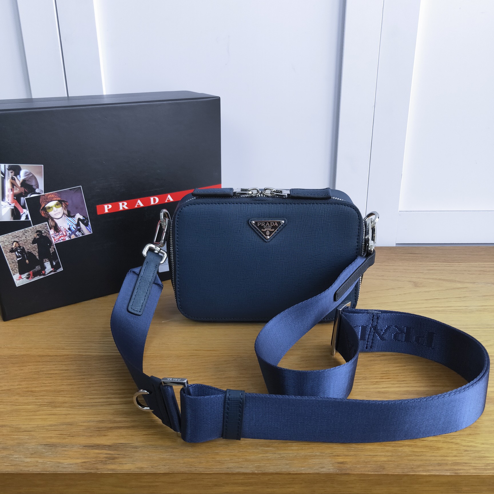 Pra*a brique saffiano leather cross-body bag blue 2vh070 18 x 12 x 5.5 cm