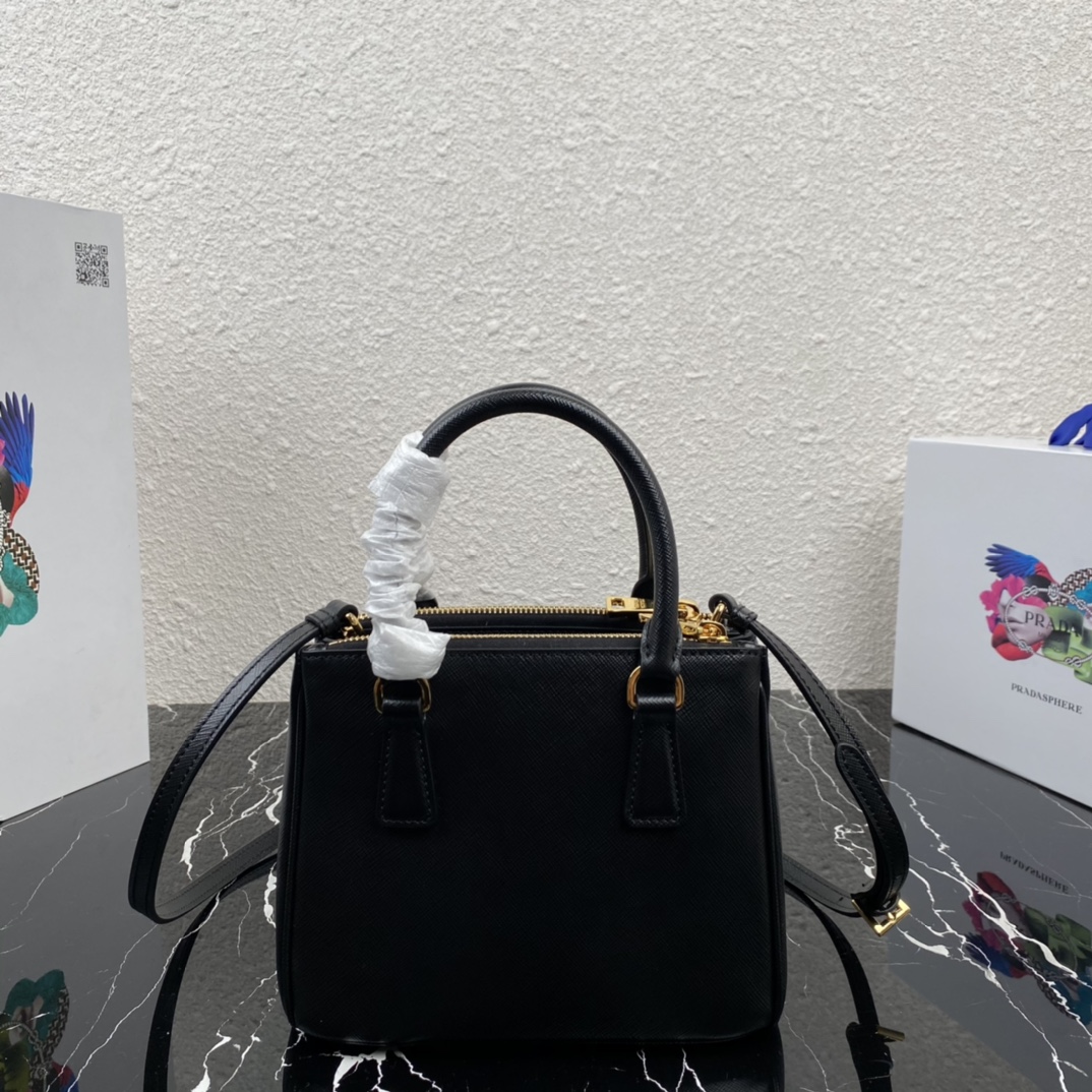 Pra*a micro galleria saffiano leather bag black 1ba906 20 x 15 x 9.5 cm