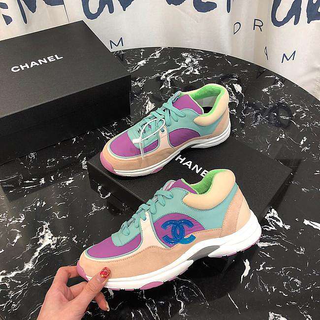Ch**el sneaker 011