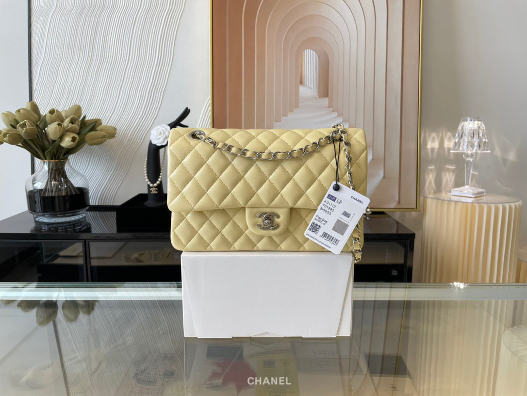 Ch**el classic flap bag creme lambskin sliver chain a01112 25.5cm