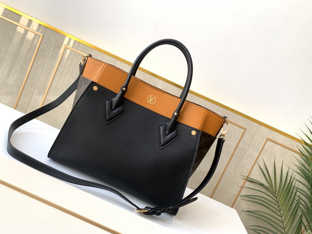 l0vis Vvtt0n on my side mm  canvas black m53823 30.5 x 24.5 x 14 cm