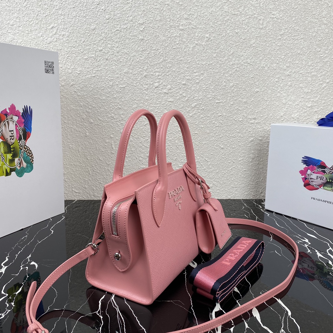 pra*a saffiano leather monoCh*0me bag pink 1ba269 22 x 16.5 x 11.5 cm