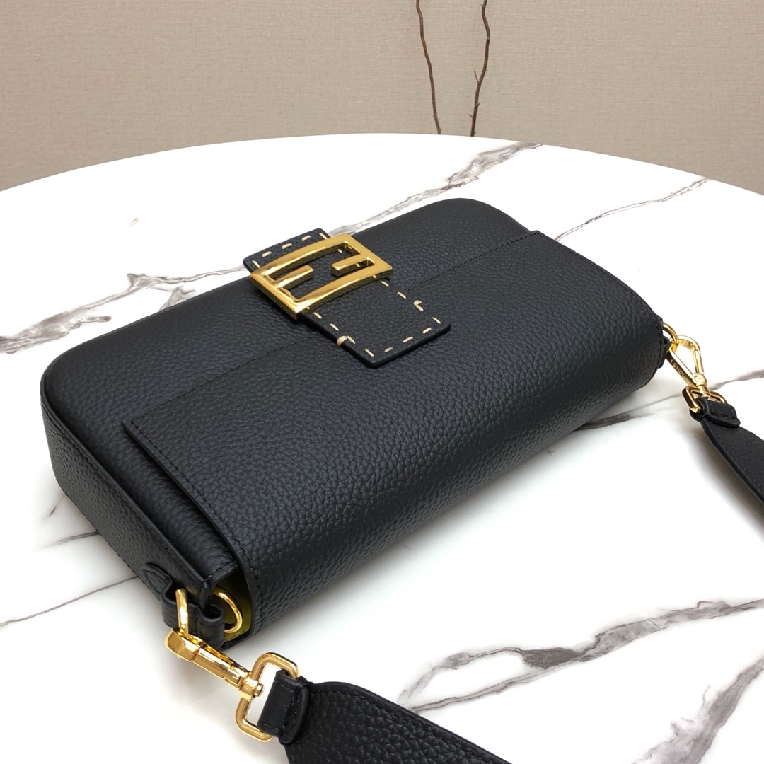 F**di medium 1997 baguette leather black 26 x 14 x 4 cm
