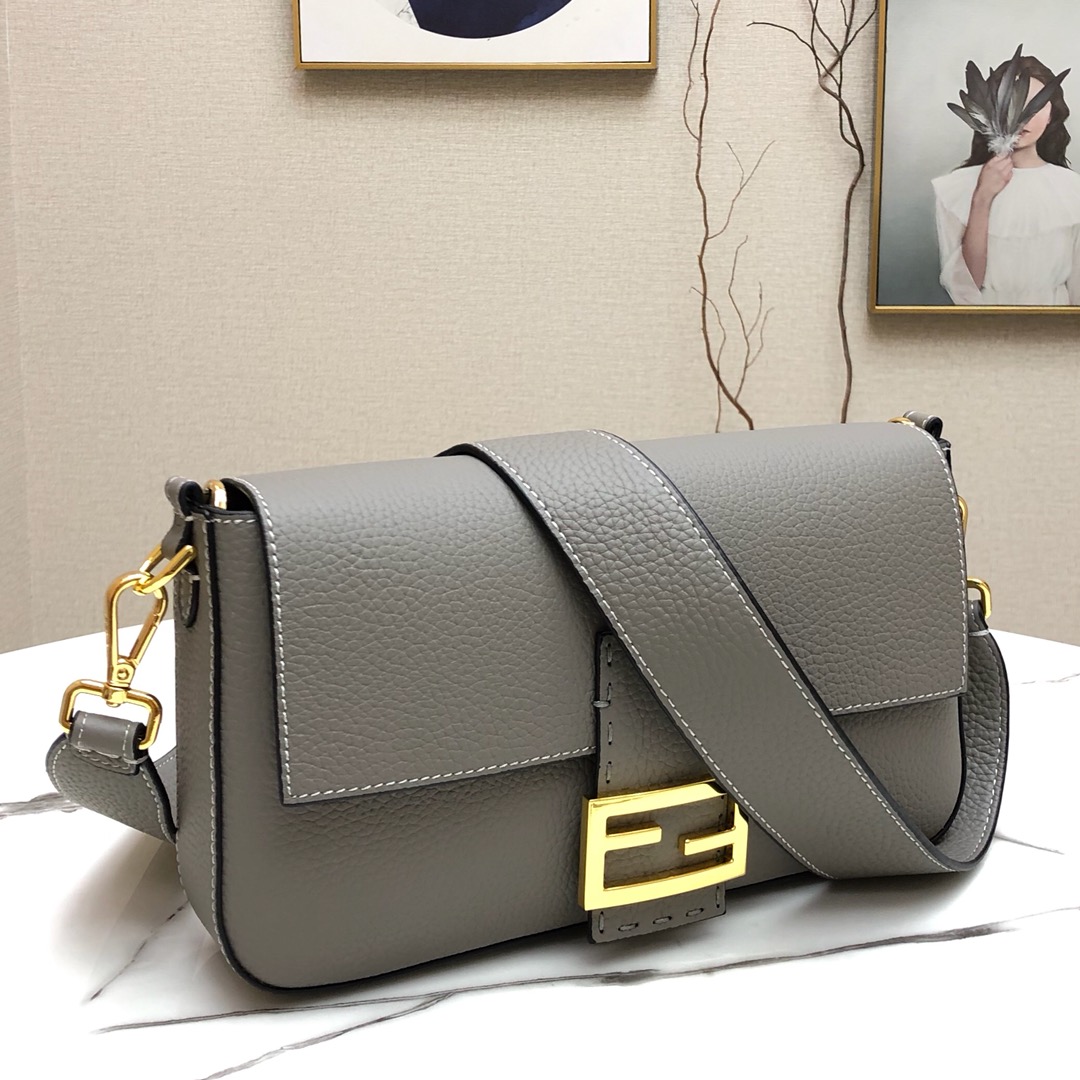 F**di medium 1997 baguette leather grey 26 x 14 x 4 cm