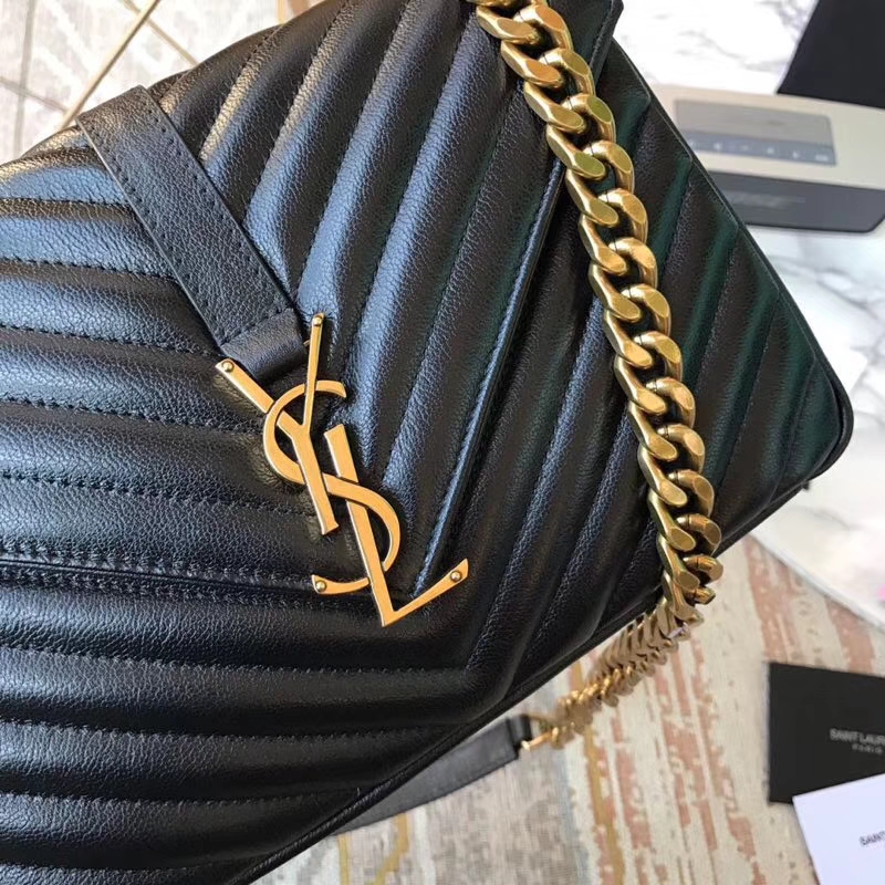Y51 medium college in matelassÉ leather black 600279 24 x 17 x 7 cm
