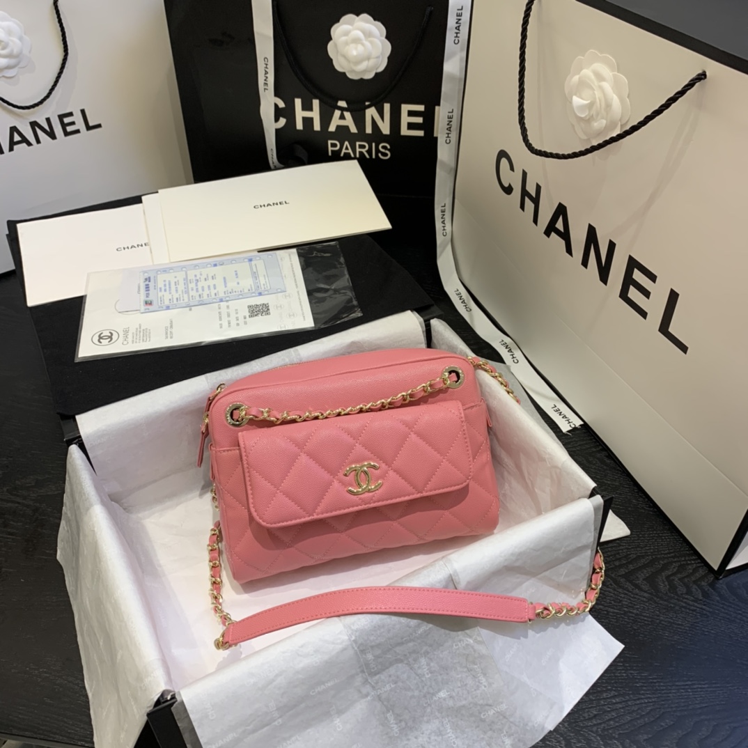 Ch**el camera case with extra clutch grained leather pink as1367 22 x 15 x 6 cm