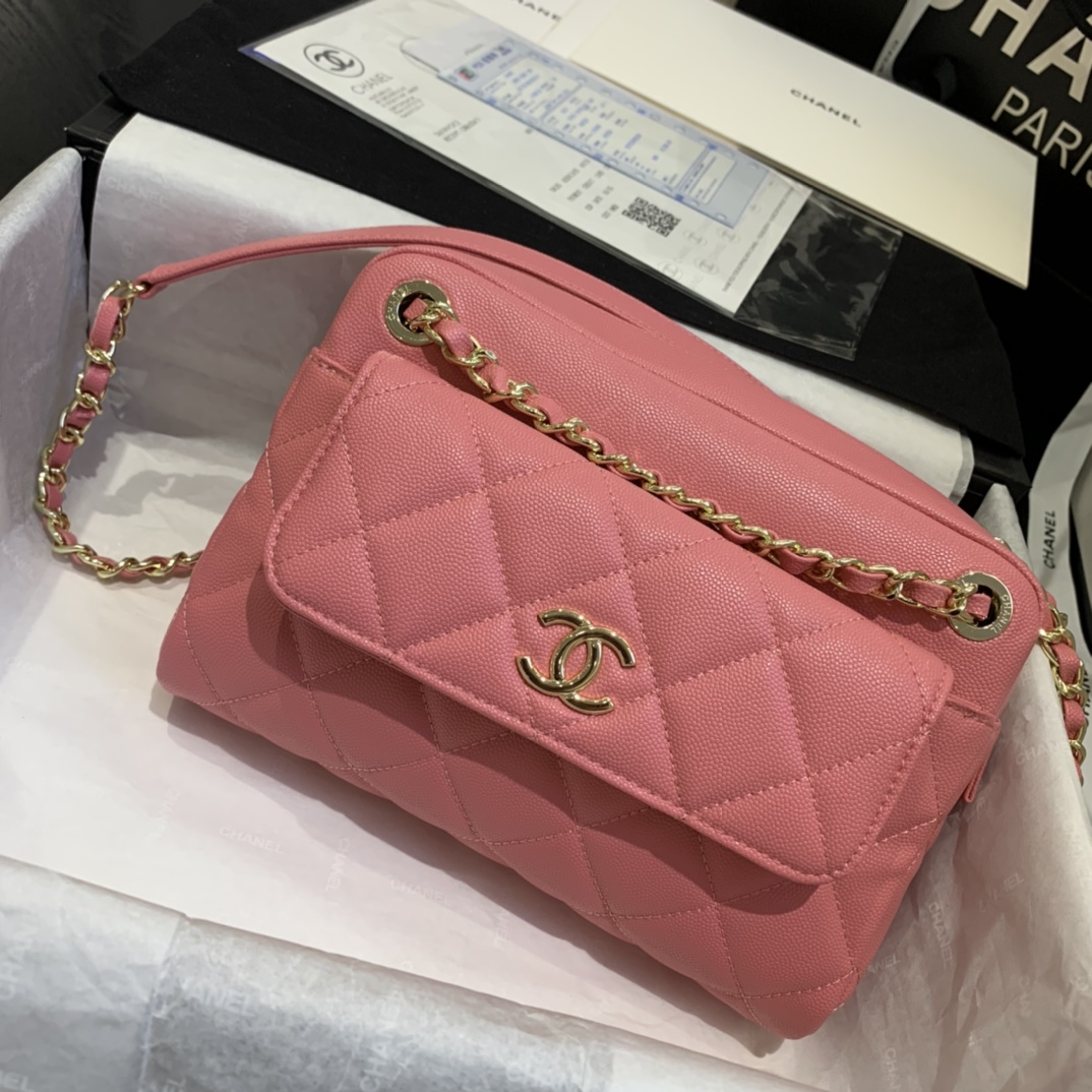 Ch**el camera case with extra clutch grained leather pink as1367 22 x 15 x 6 cm
