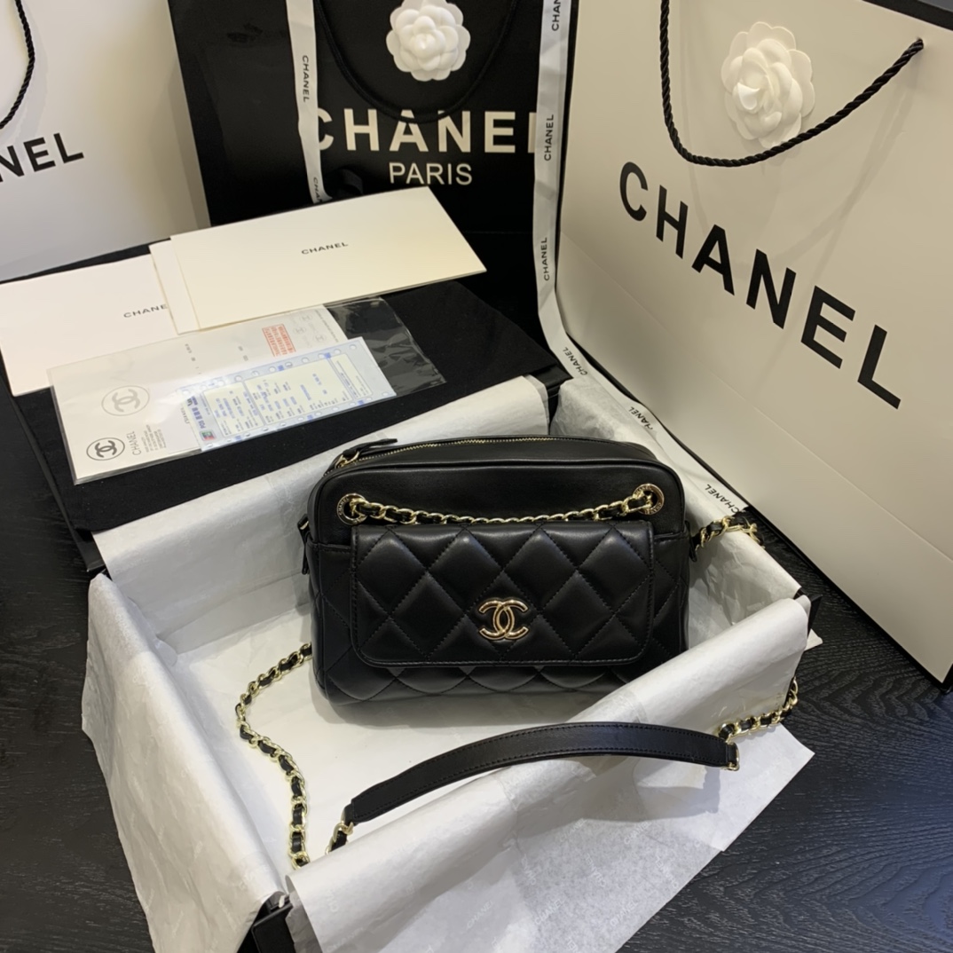Ch**el camera case with extra clutch leather black as1367 22 x 15 x 6 cm