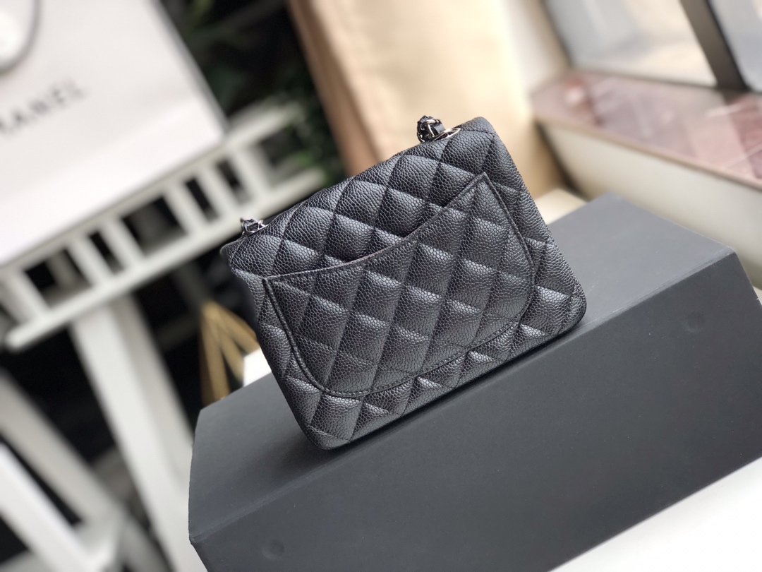Ch**el mini flap bag caviar silver metal black a35200 17cm