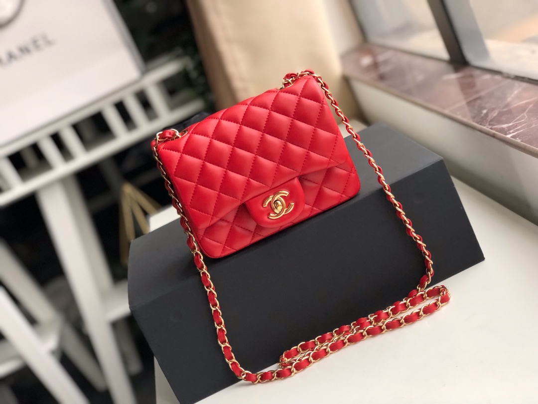 Ch**el mini flap bag lambskin golden metal red a35200 17cm