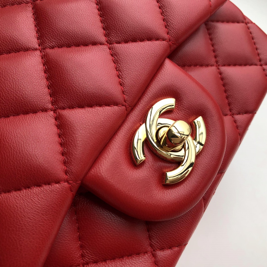 Ch**el mini flap bag lambskin golden metal red a35200 17cm