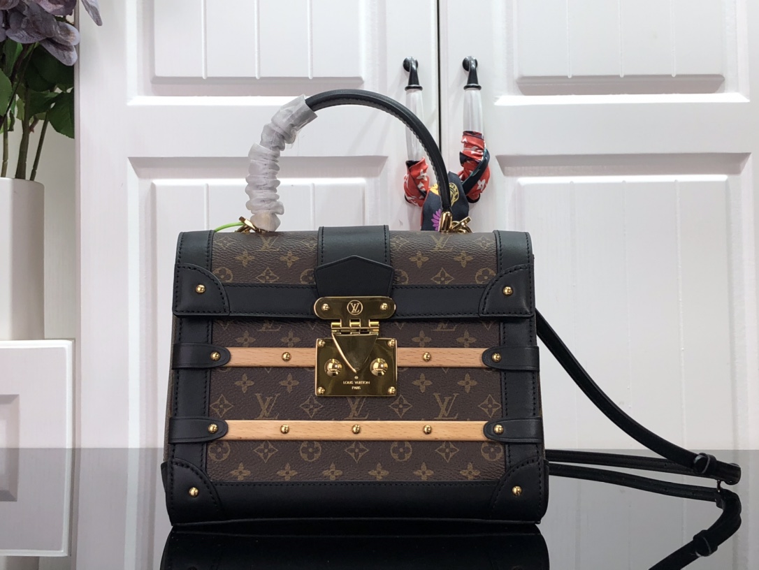 l0vis Vvtt0n trianon pm monogram canvas m45908 21 x 18 x 11 cm