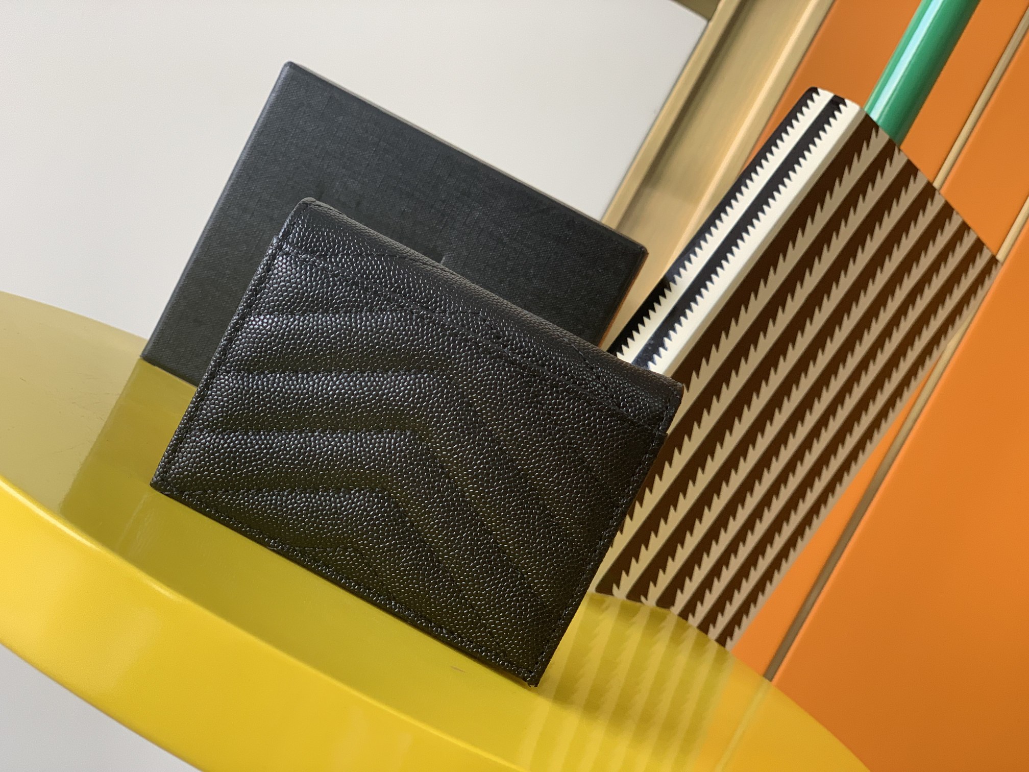 Y51 monogram card case in grain de poudre embossed leather black 530841 11 x 8.5 x 3 cm