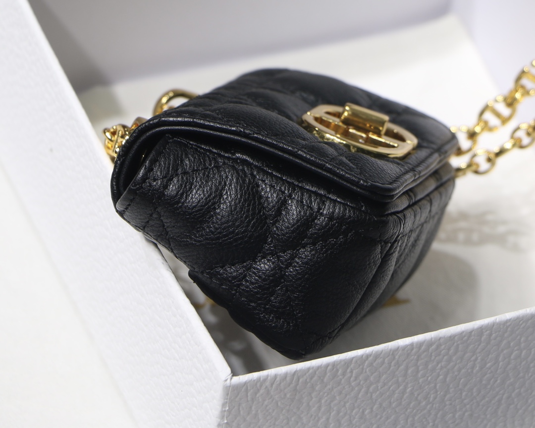 d10r micro caro bag S*pple cannage calfskin black s2022 13 x 8 x 4 cm