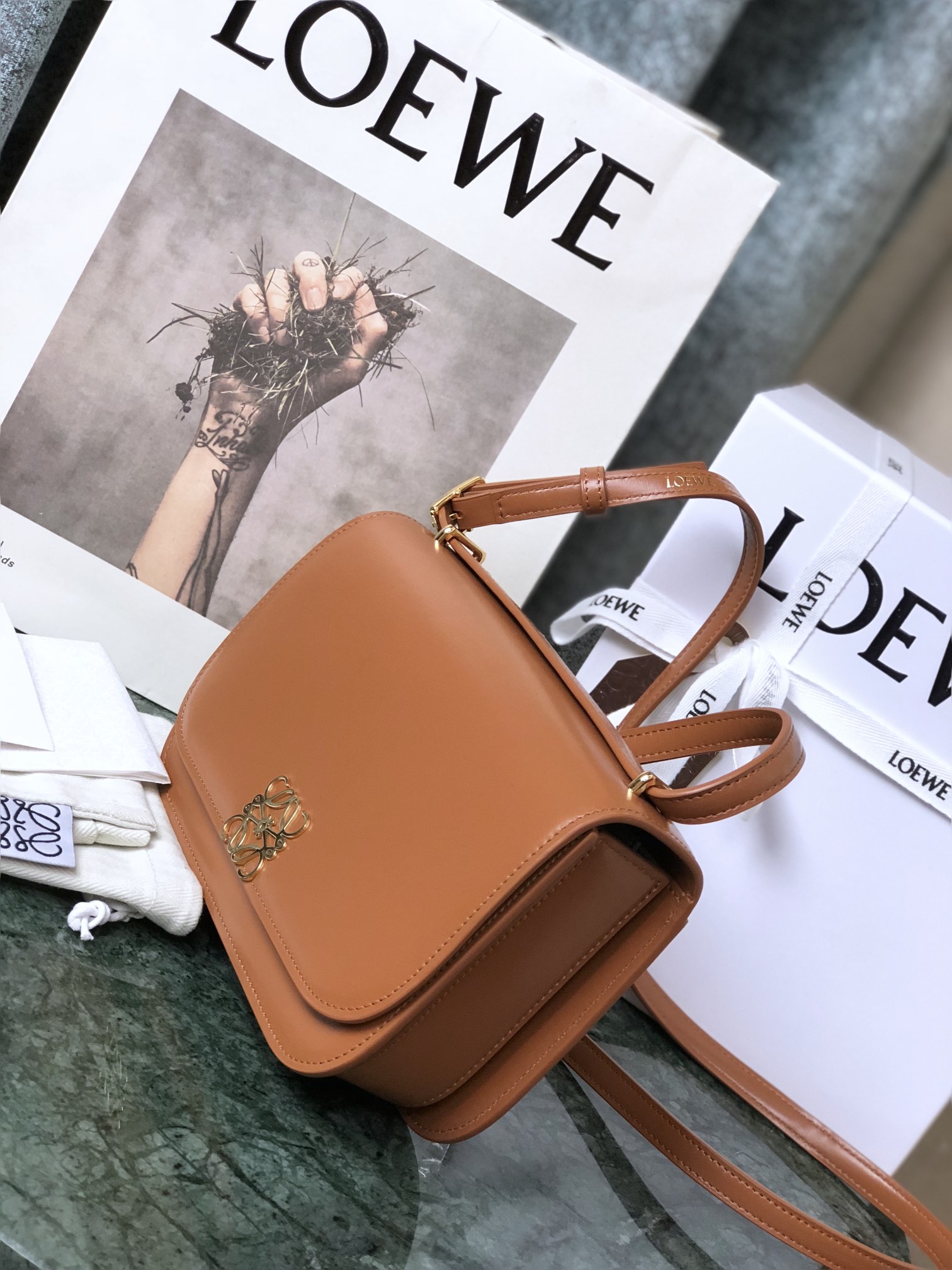 L0ew* small goya bag silk calfskin tan a896n09x01 18.5 x 12.5 x 6 cm