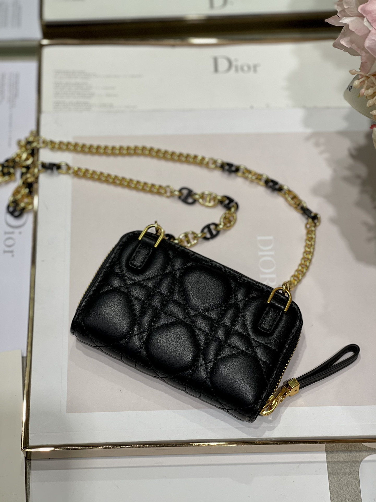 D10r mini caro zipped pouch cannage lambskin black s5087 12 x 8.5 cm