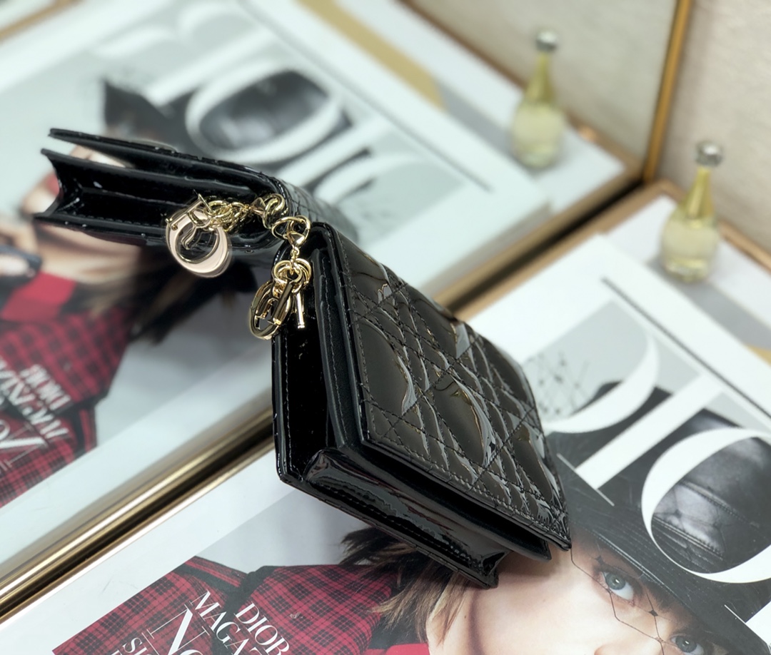D10r small wallet patent cannage calfskin black 11 x 9 cm