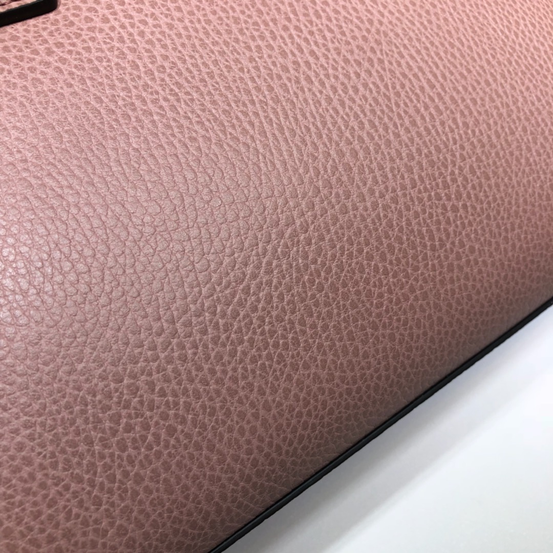 Gvc*1 convertible straight leather powder pink 449659 30 x 22 x 12 cm