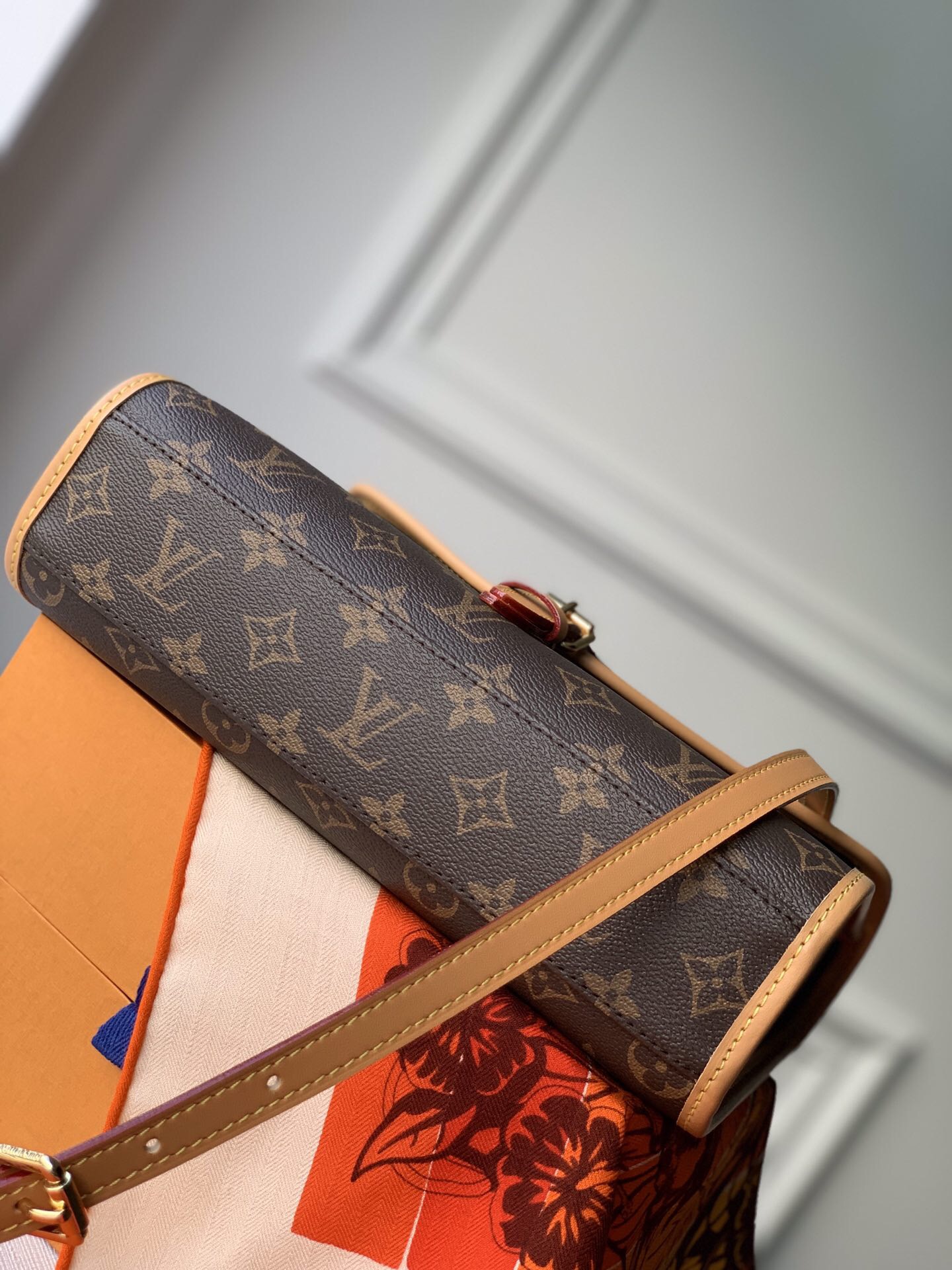 l0vis Vvtt0n large ivy monogram canvas m44919 29 × 24 × 10 cm