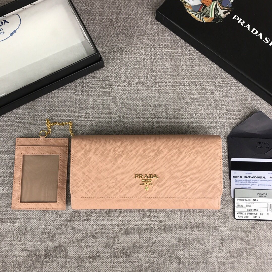 Pra*a large saffiano leather wallet cameo beige 1mh132 18.7 x 9.5 cm