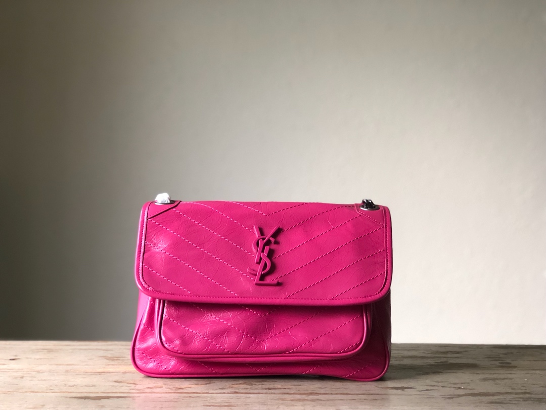 Y51 niki medium crinkled vintage leather neon pink 4988940 28 x 20 x 8 cm