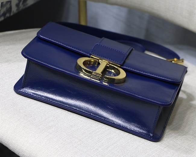 D10r 30 montaigne m9030 in blue