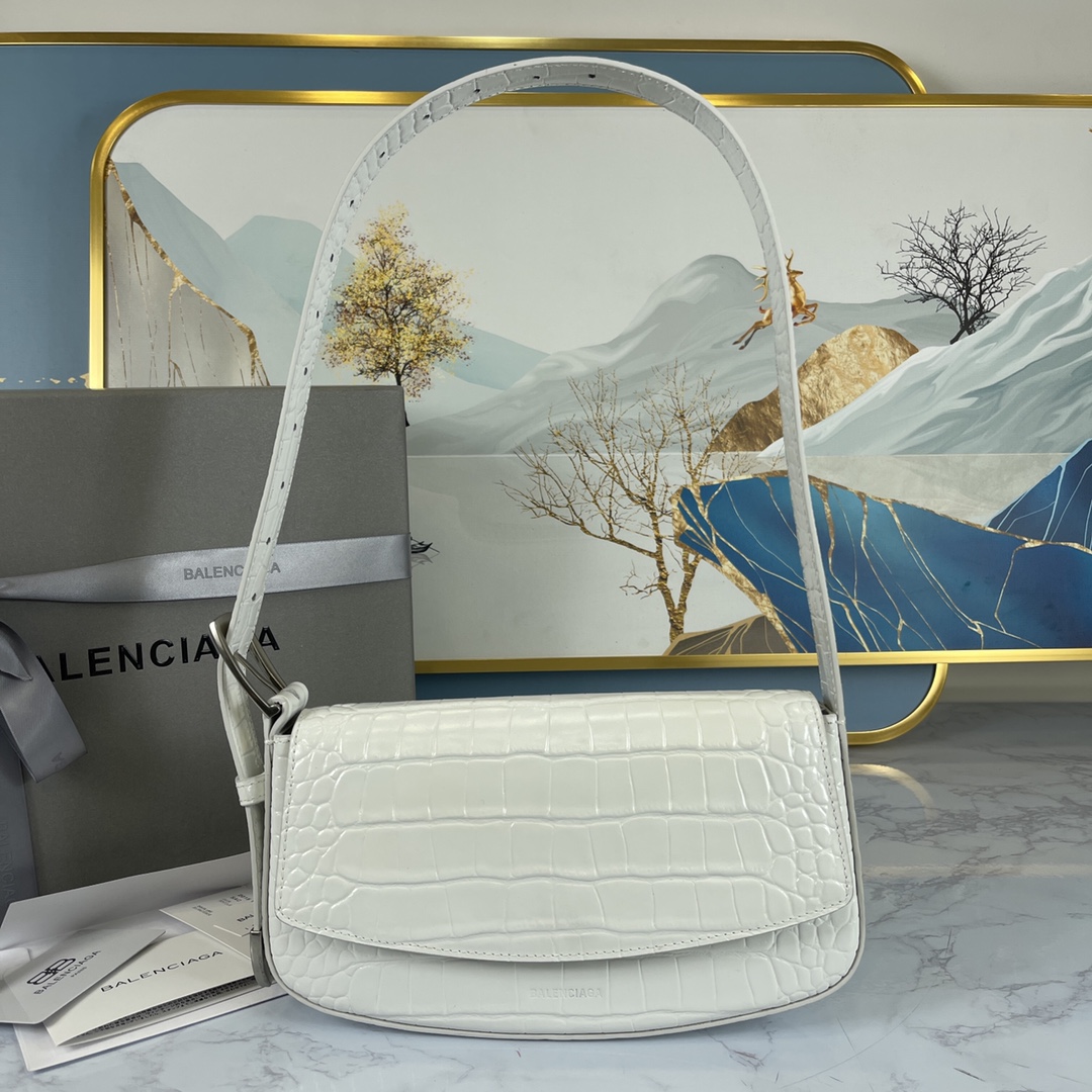 Ba1en*iaga woman's ghost sling bag in crocodile leather white 23 x 5 x 15 cm