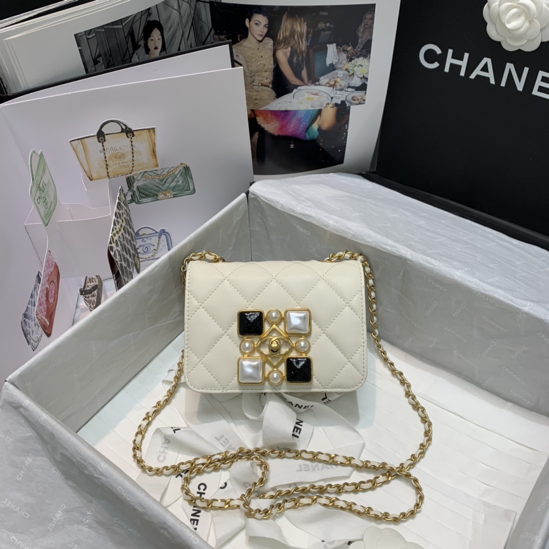 Ch**el small calfskin crystal pearls flap bag white as2251 14.5 x 5 x 10.5 cm