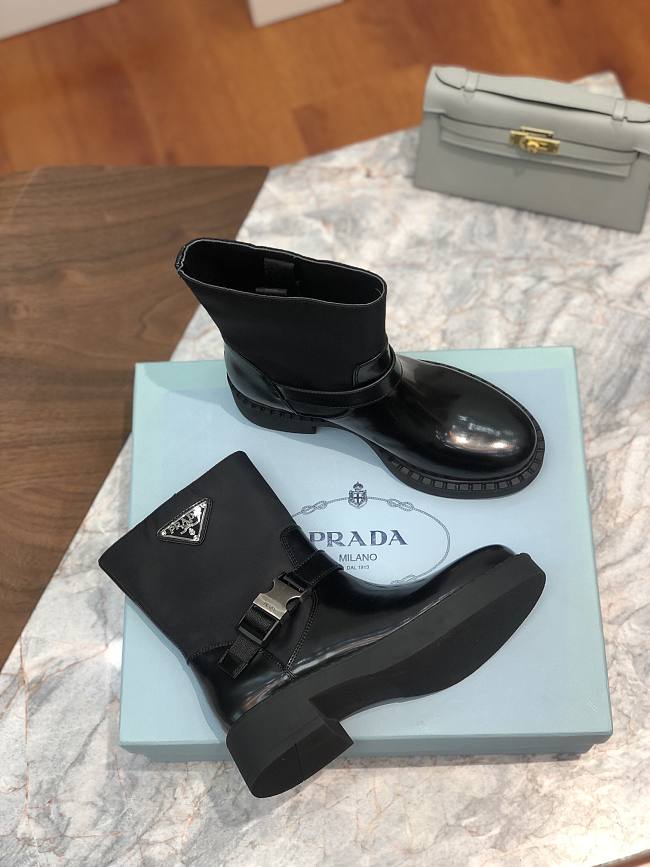 Pra*a boots 01