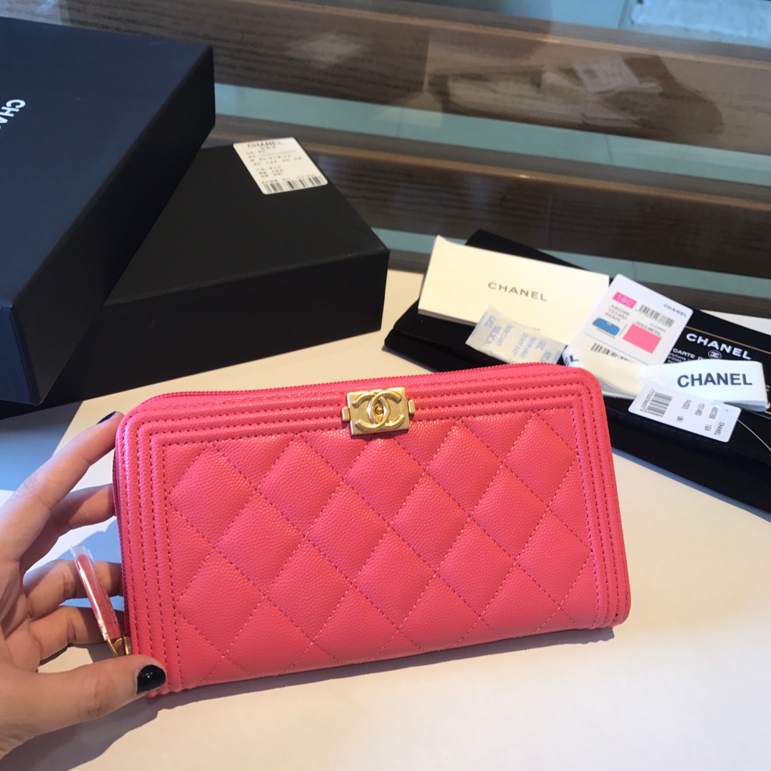 Ch**el boy long zipped wallet grained leather pink a80815 19cm