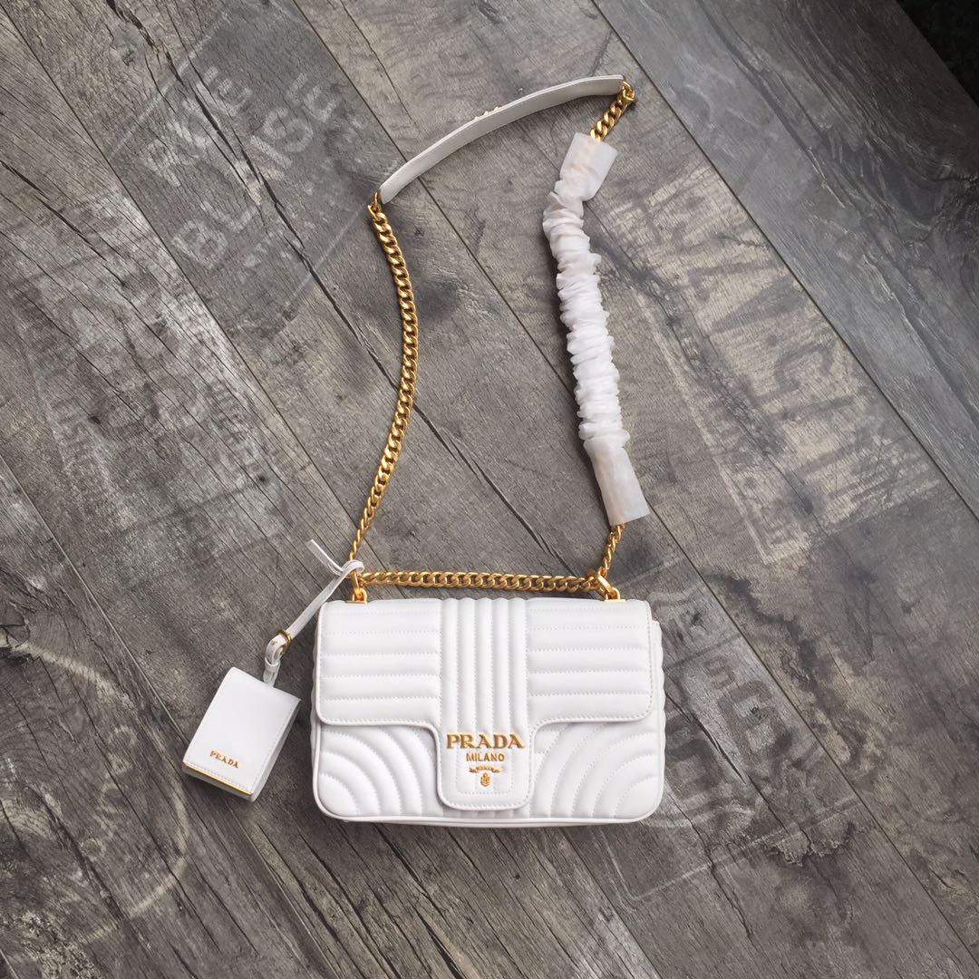 Pra*a medium leather diagramme bag white 1bd108 24 x 14 x 6 cm