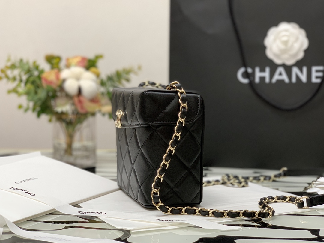 Ch**el small box bag lambskin & gold metal black as2877 14.5 x 16.5 x 7 cm
