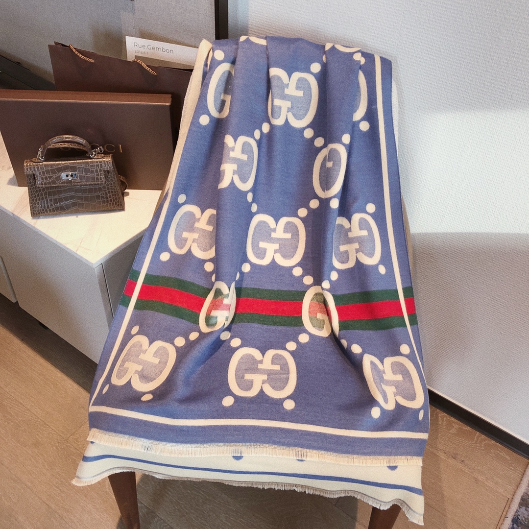 Gvc*1 scarf 02