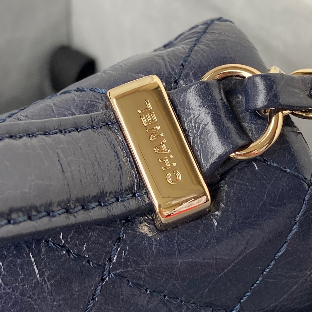 Ch**el mini flap bag with top handle crumpled leather navy blue as2892 20 x 15 x 6.5 cm